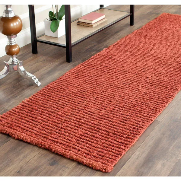 2'6" x 6' Rug